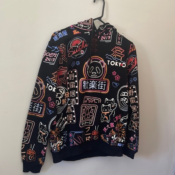 It is a nice colored sweater and it is like new - Picture 1 of 3